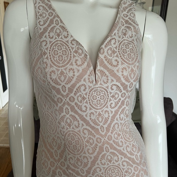 Nude maxi dress with white lace design. - Picture 3 of 3